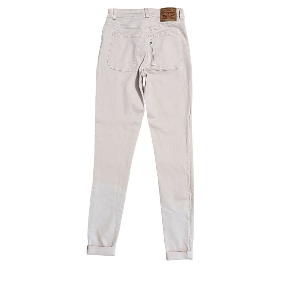 Levi's Women's 721 High Rise Skinny Jeans in Light Pink - Picture 4 of 9